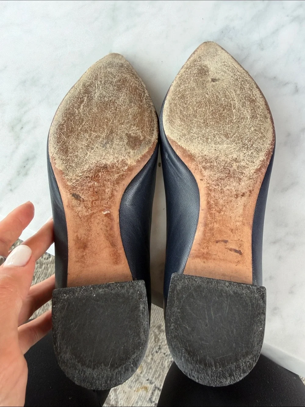 Giorgio Armani Pointed Toe Leather Flats in Black
